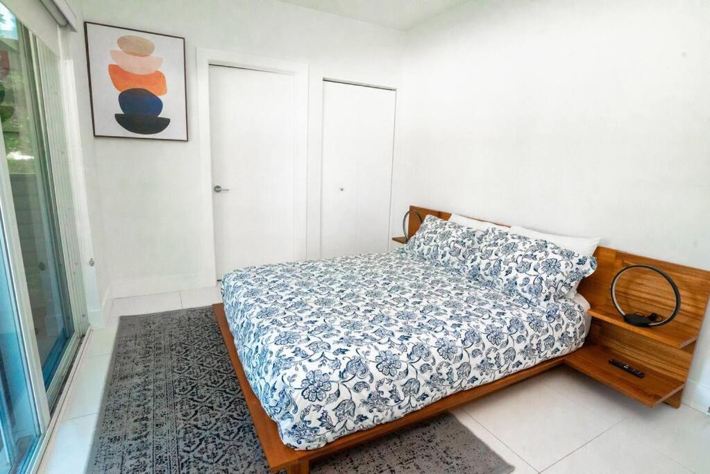 Across The Ocean Few Steps To Beach Contemporary Three Bedroom Townhouse Pompano Beach Zewnętrze zdjęcie