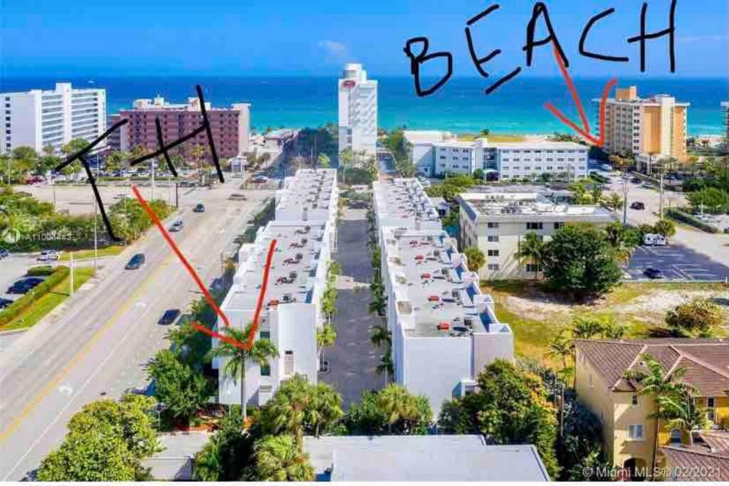 Across The Ocean Few Steps To Beach Contemporary Three Bedroom Townhouse Pompano Beach Zewnętrze zdjęcie